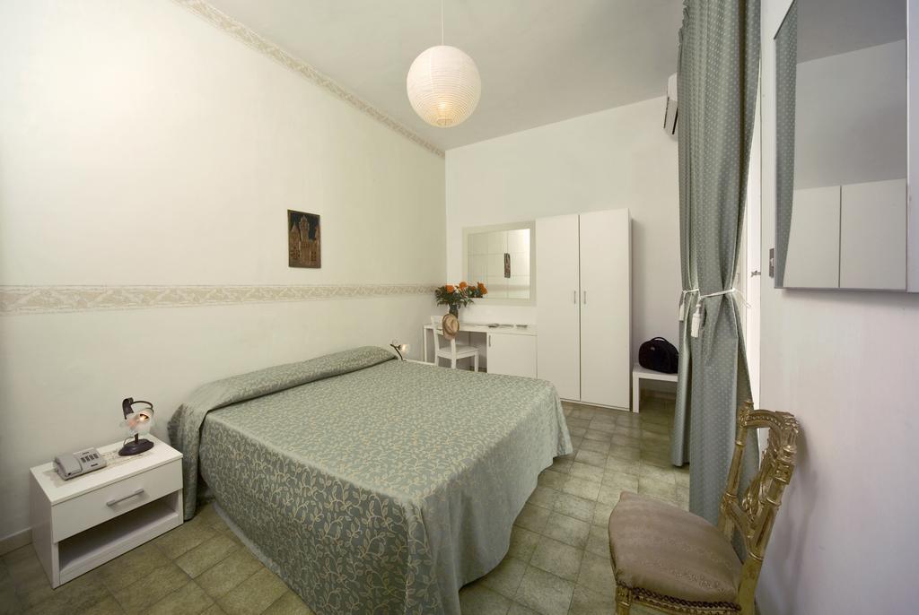 Villa Diana - Beach & Rooms Ischia Exterior foto